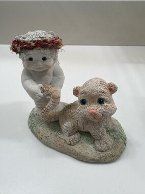 Dreamsicle Cherub and Tiger Resin Figurine - White and Tan